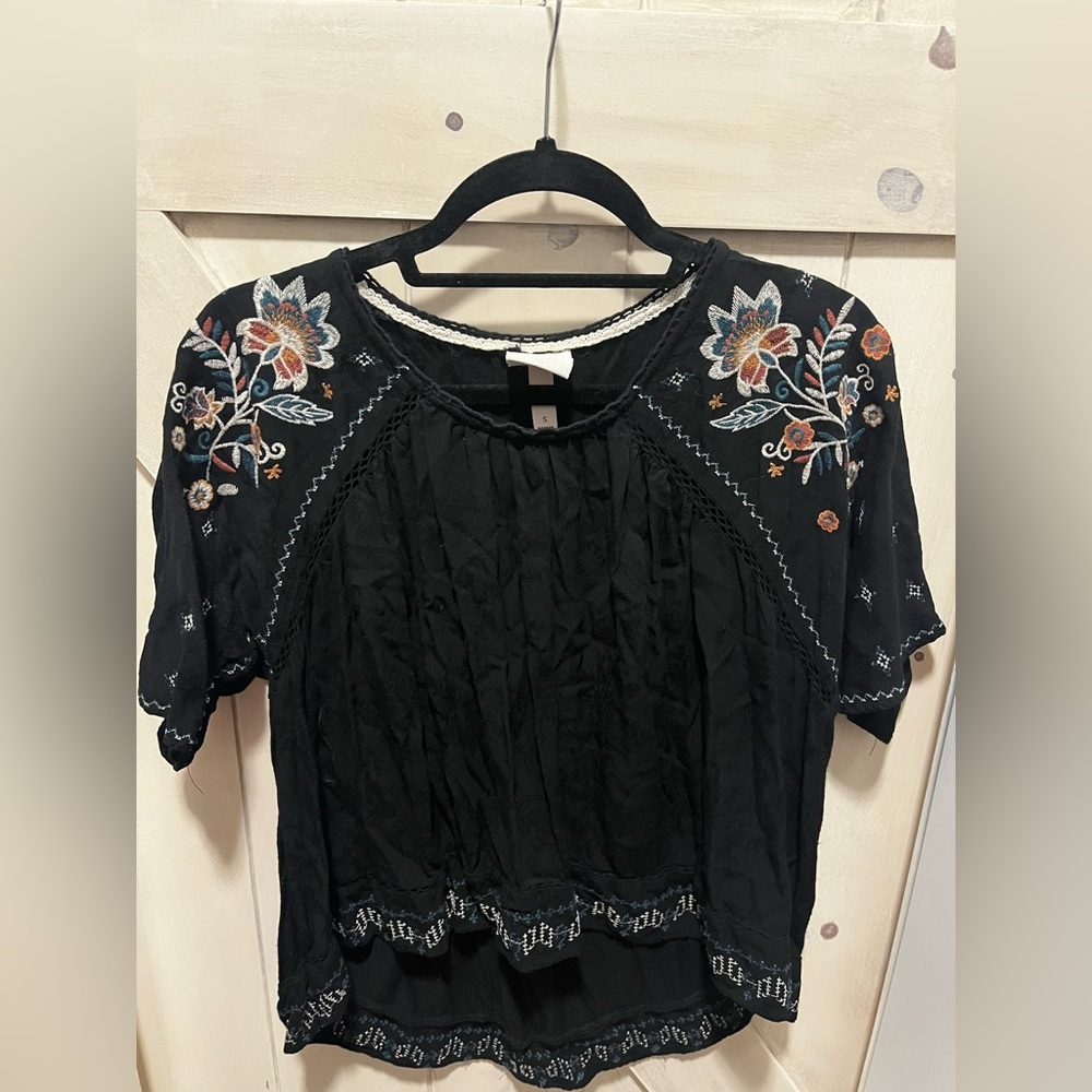 Knox Rose Embroidered Black Women's Top